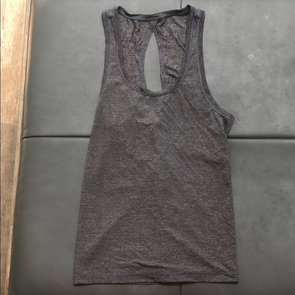 Lululemon tie tank size 4